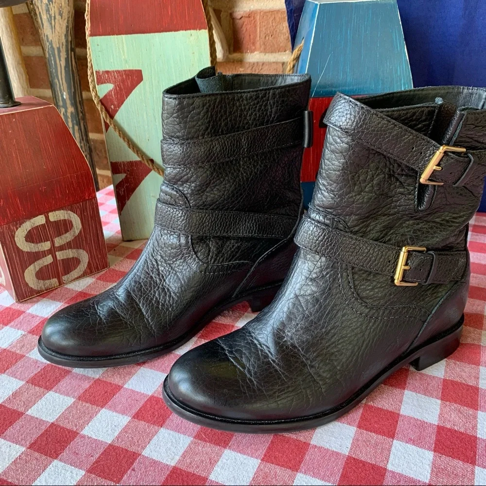 KATE SPADE Luxury Black Pebbled Leather Sabina Double Buckle Moto Boots, 7M